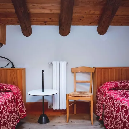 Отель La Della Regina