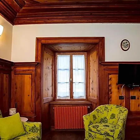 Hotel La Della Regina 3*