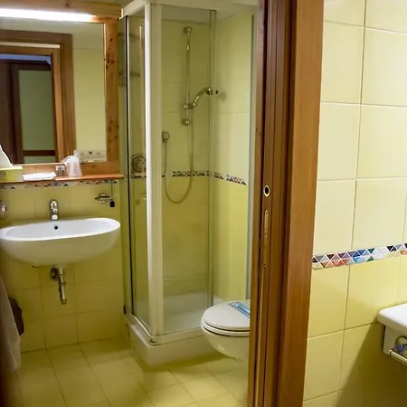 La Della Regina Отель 3*